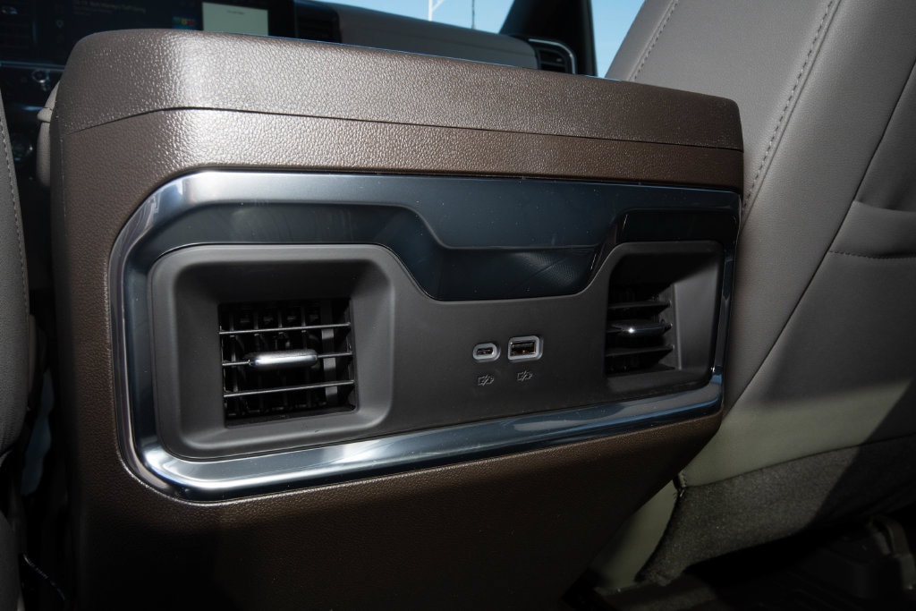 2026 GMC Sierra 2500HD SLT - Photo 18