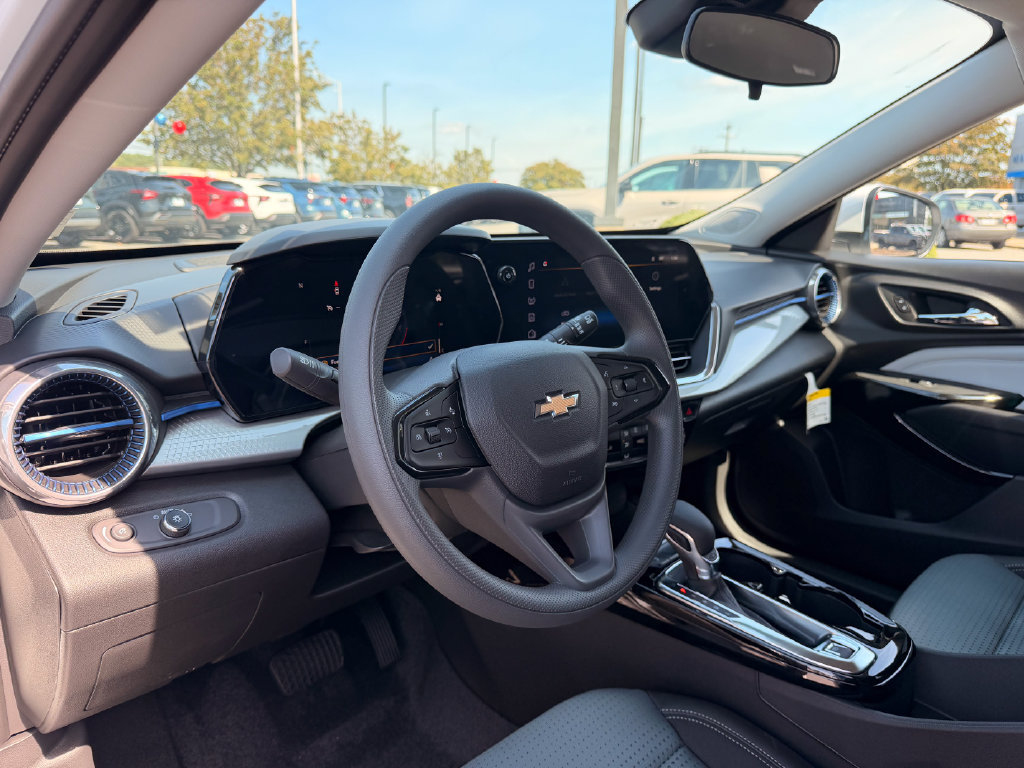 2026 Chevrolet Trax LT - Photo 10