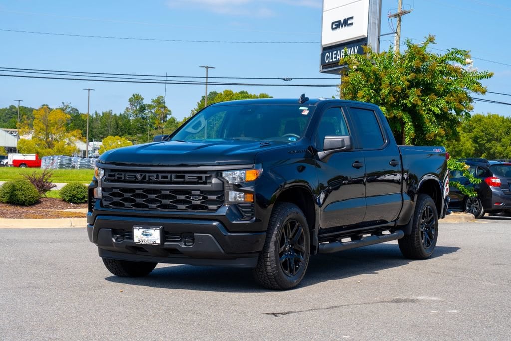 New 2026 Chevrolet Silverado 1500 Custom Truck