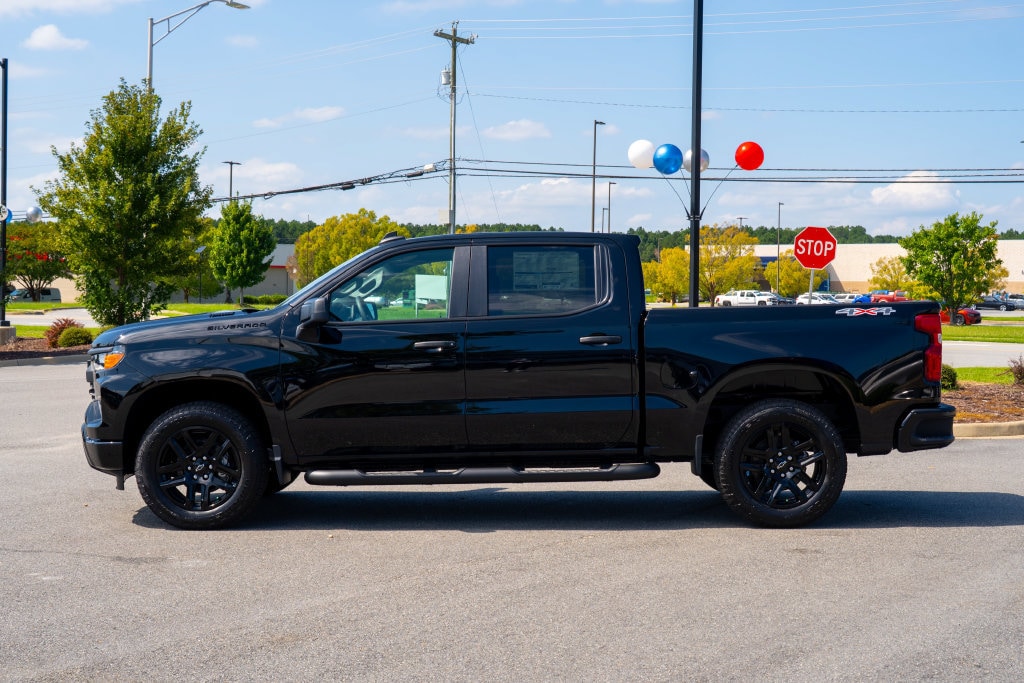 New 2026 Chevrolet Silverado 1500 Custom Truck