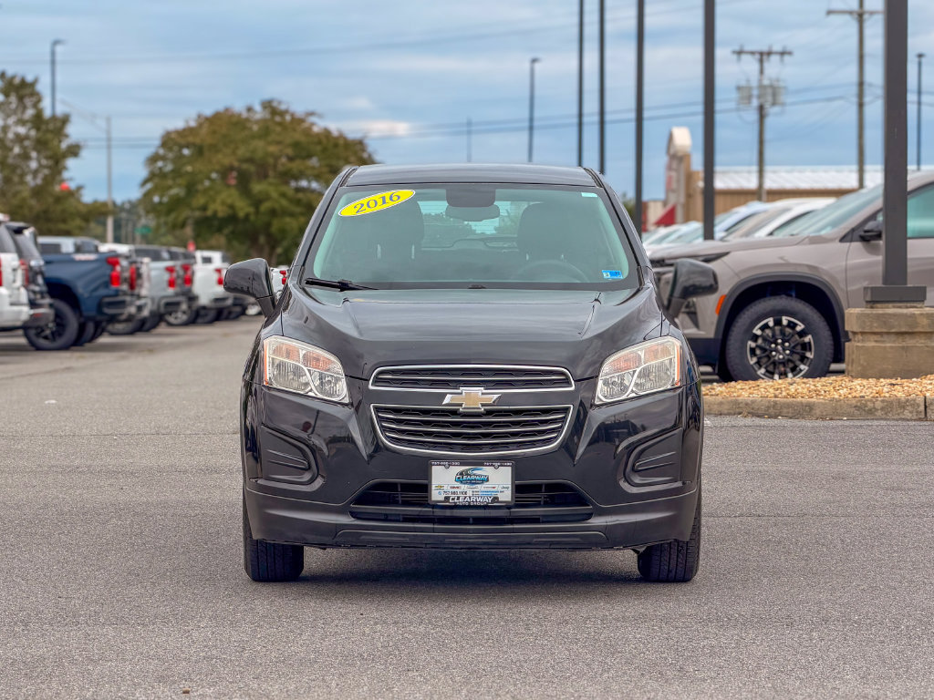 Used 2016 Chevrolet Trax LS with VIN KL7CJNSB5GB655269 for sale in Franklin, VA