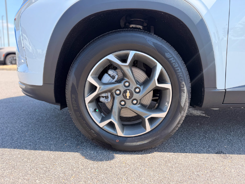 2026 Chevrolet Trax LT - Photo 26