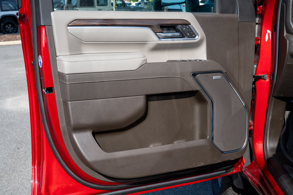 2026 GMC Sierra 2500HD SLT - Photo 10