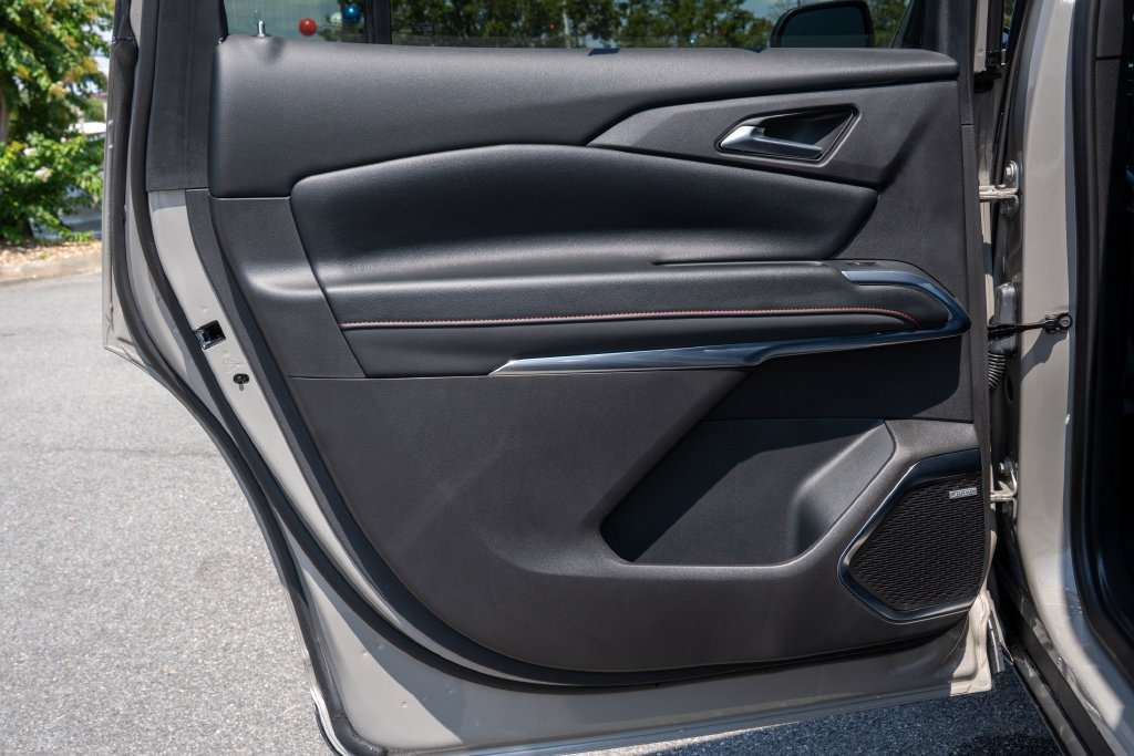 2026 Chevrolet Traverse Z71 - Photo 9