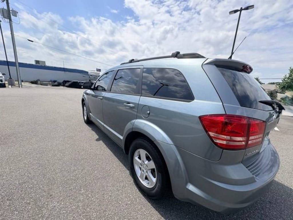 Used 2010 Dodge Journey SE SUV