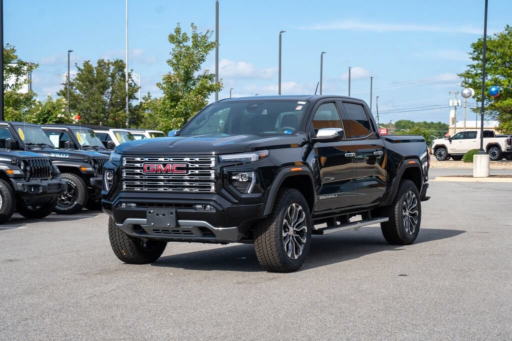 New 2026 GMC Canyon Denali Truck