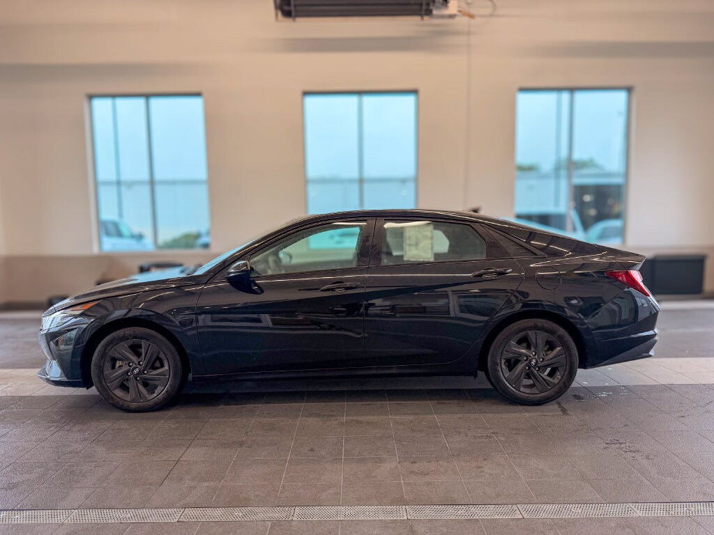 Used 2023 Hyundai Elantra Hybrid Blue