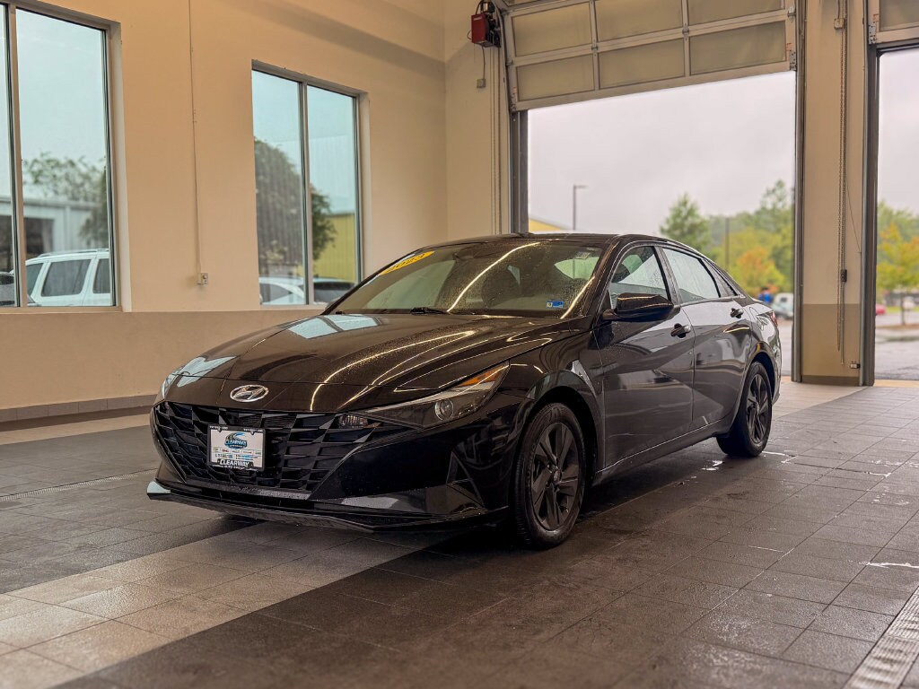 Used 2023 Hyundai Elantra Hybrid Blue