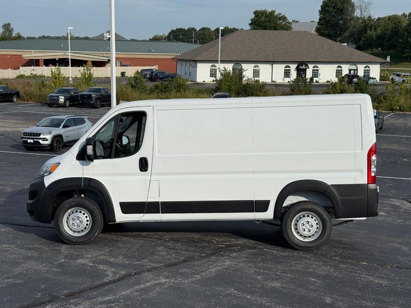 New 2026 Ram ProMaster Low Roof Cargo Van