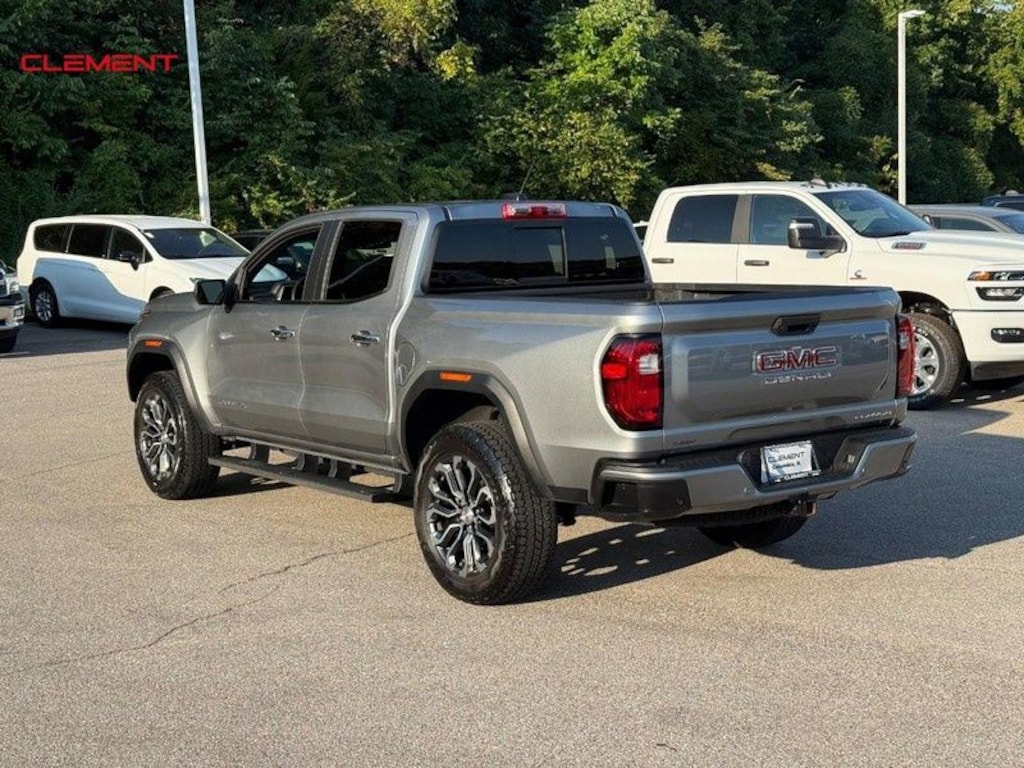 Used 2024 GMC Canyon Denali Truck Crew Cab