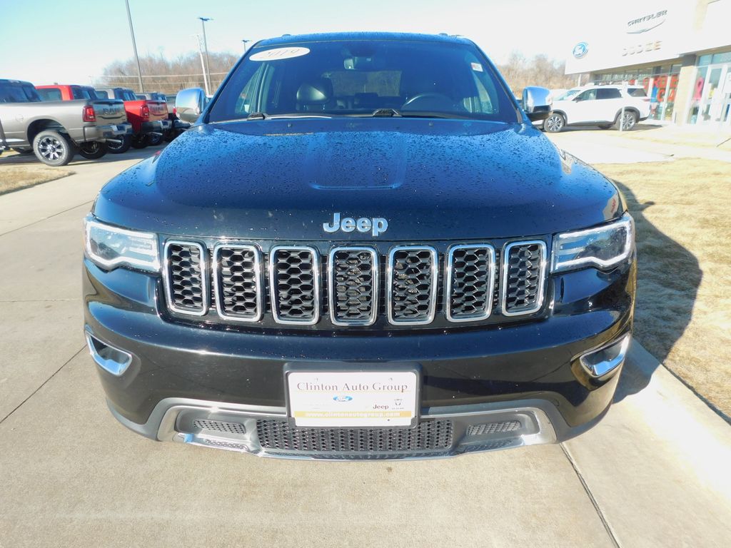 Used 2019 Jeep Grand Cherokee Limited with VIN 1C4RJFBG8KC782597 for sale in Clinton, IA