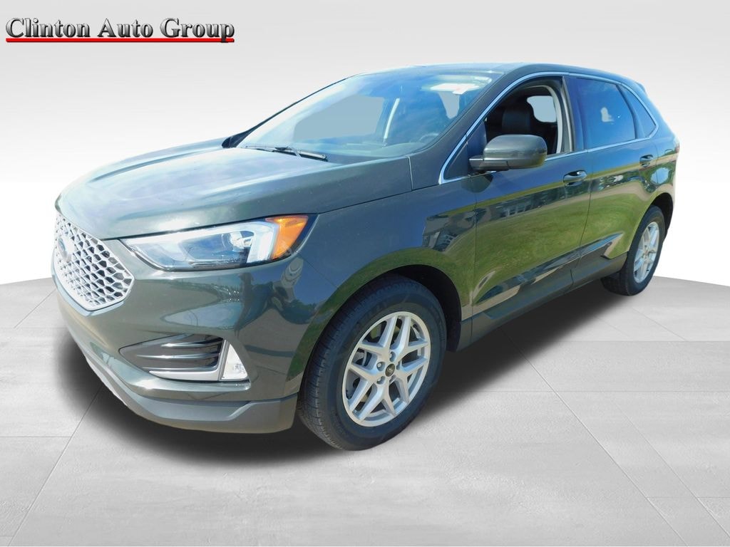 Used 2024 Ford Edge SUV