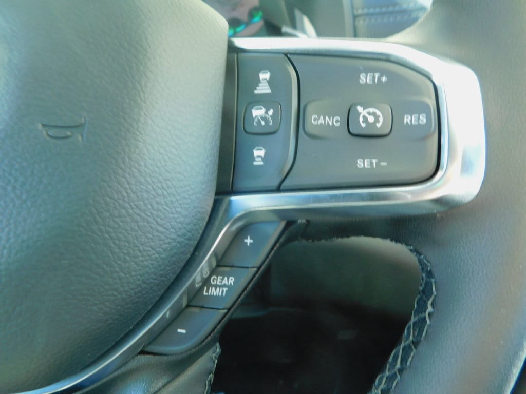 2026 RAM 1500 Laramie - Photo 19
