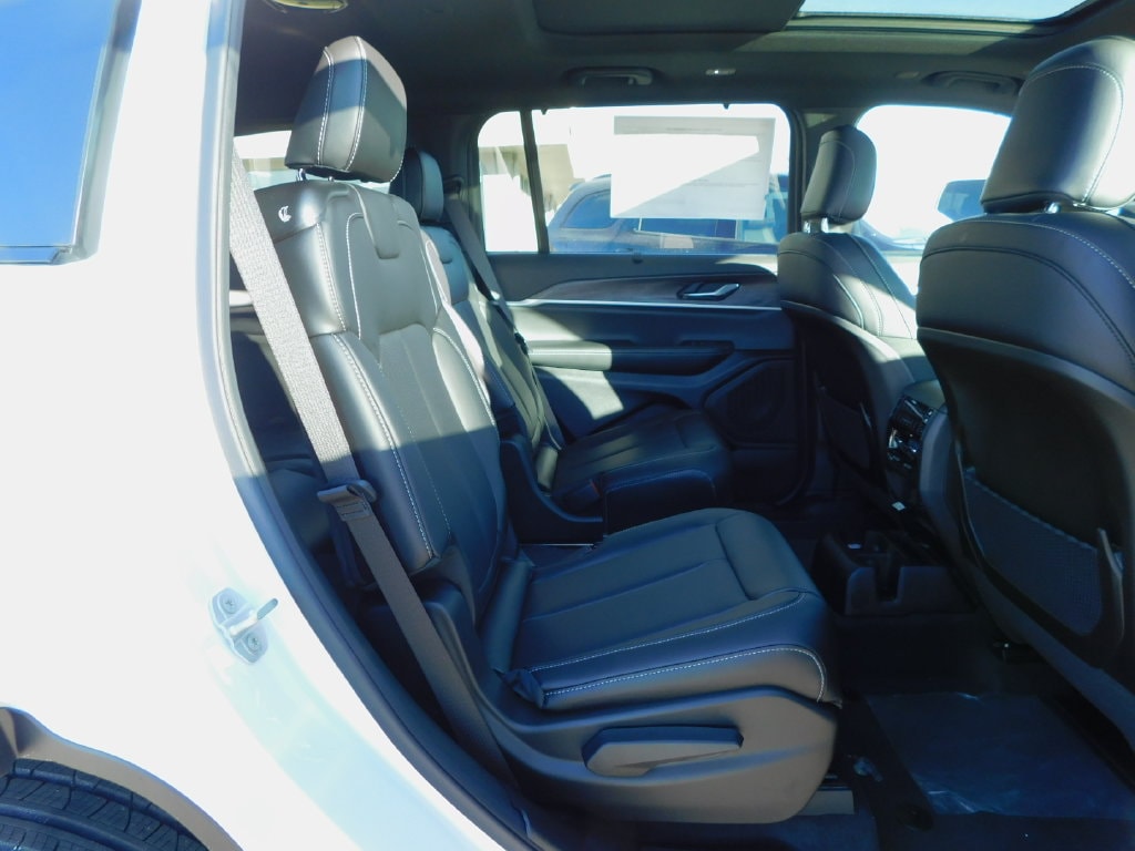 2025 Jeep Grand Cherokee L Limited - Photo 5