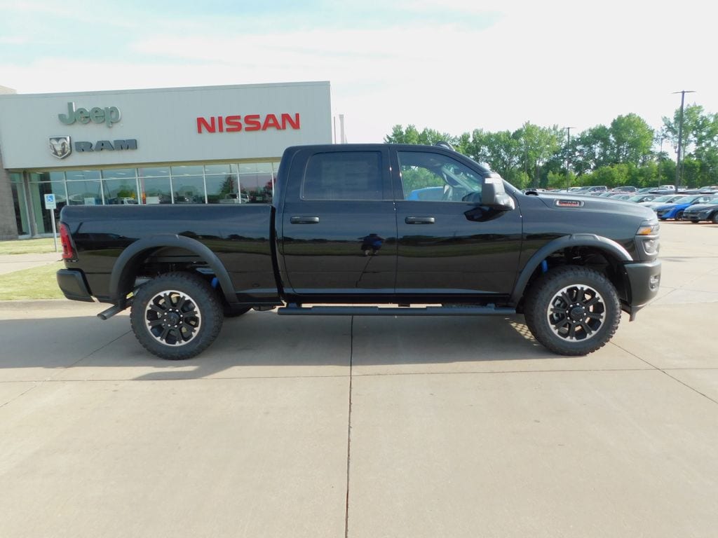New 2026 Ram 2500 WARLOCK CREW CAB 4X4 6'4 BOX Pickup