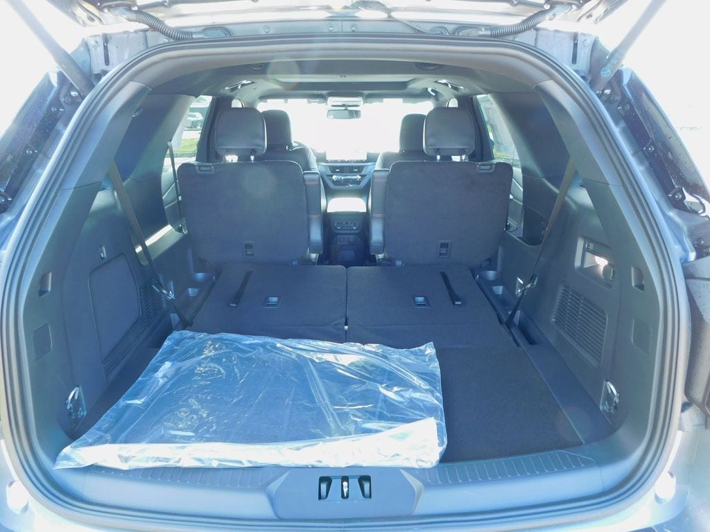 2026 Ford Explorer ST-Line - Photo 12