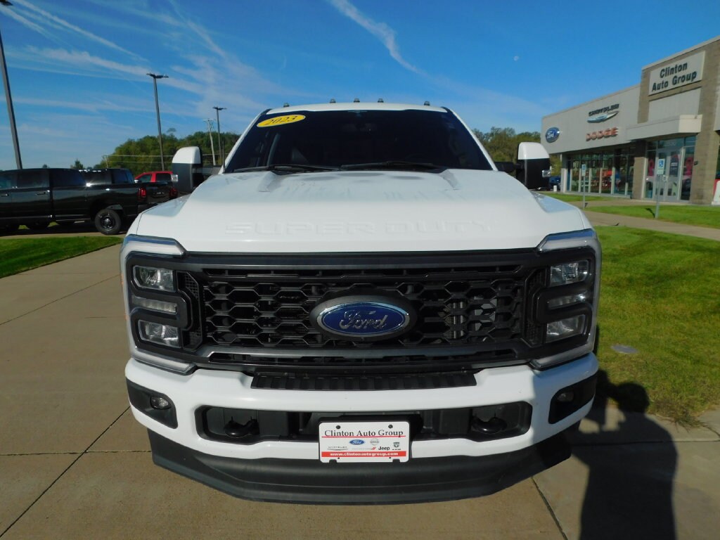 Used 2023 Ford F-250SD Lariat Truck