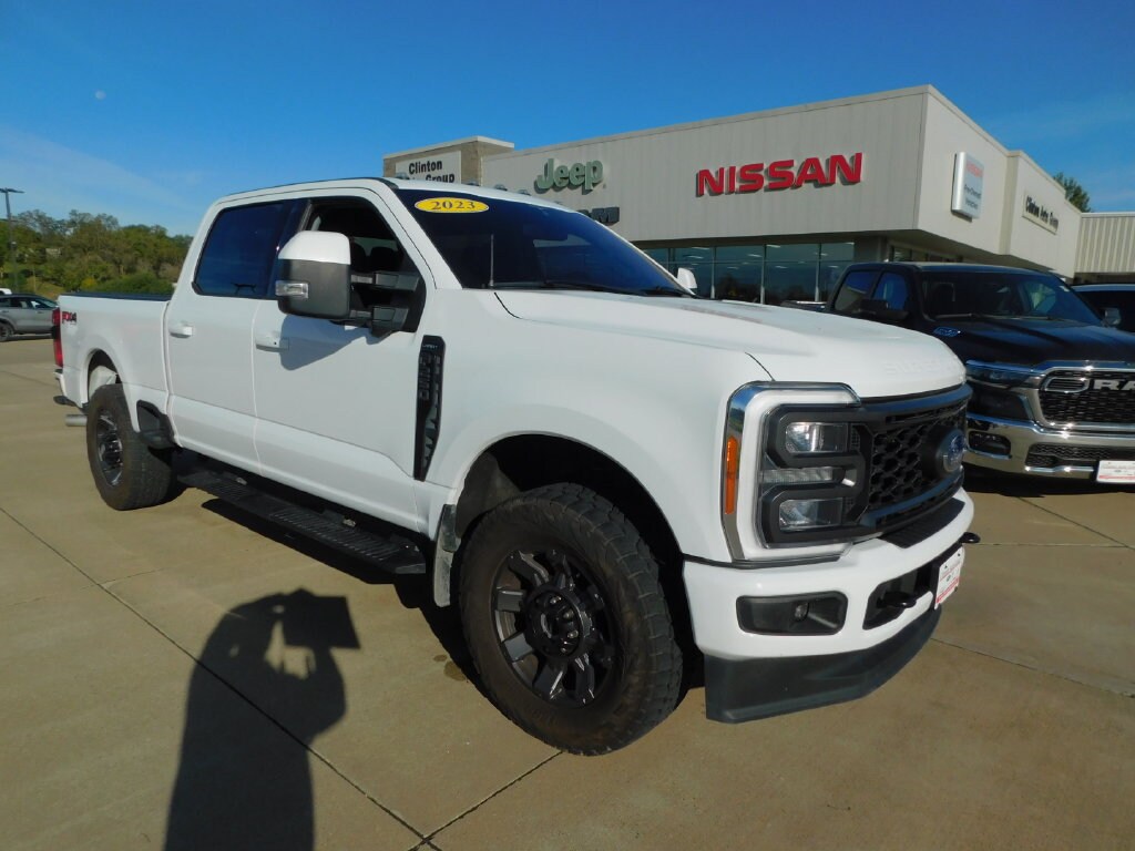 Used 2023 Ford F-250SD Lariat Truck