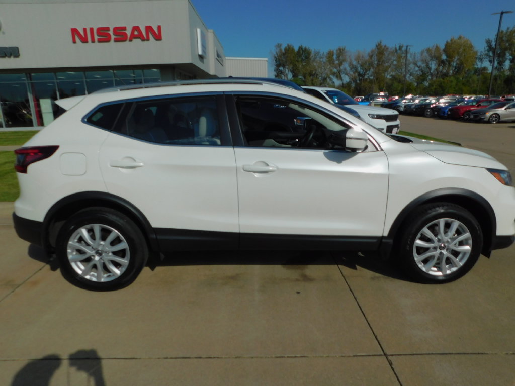 Used 2022 Nissan Rogue Sport SV SUV