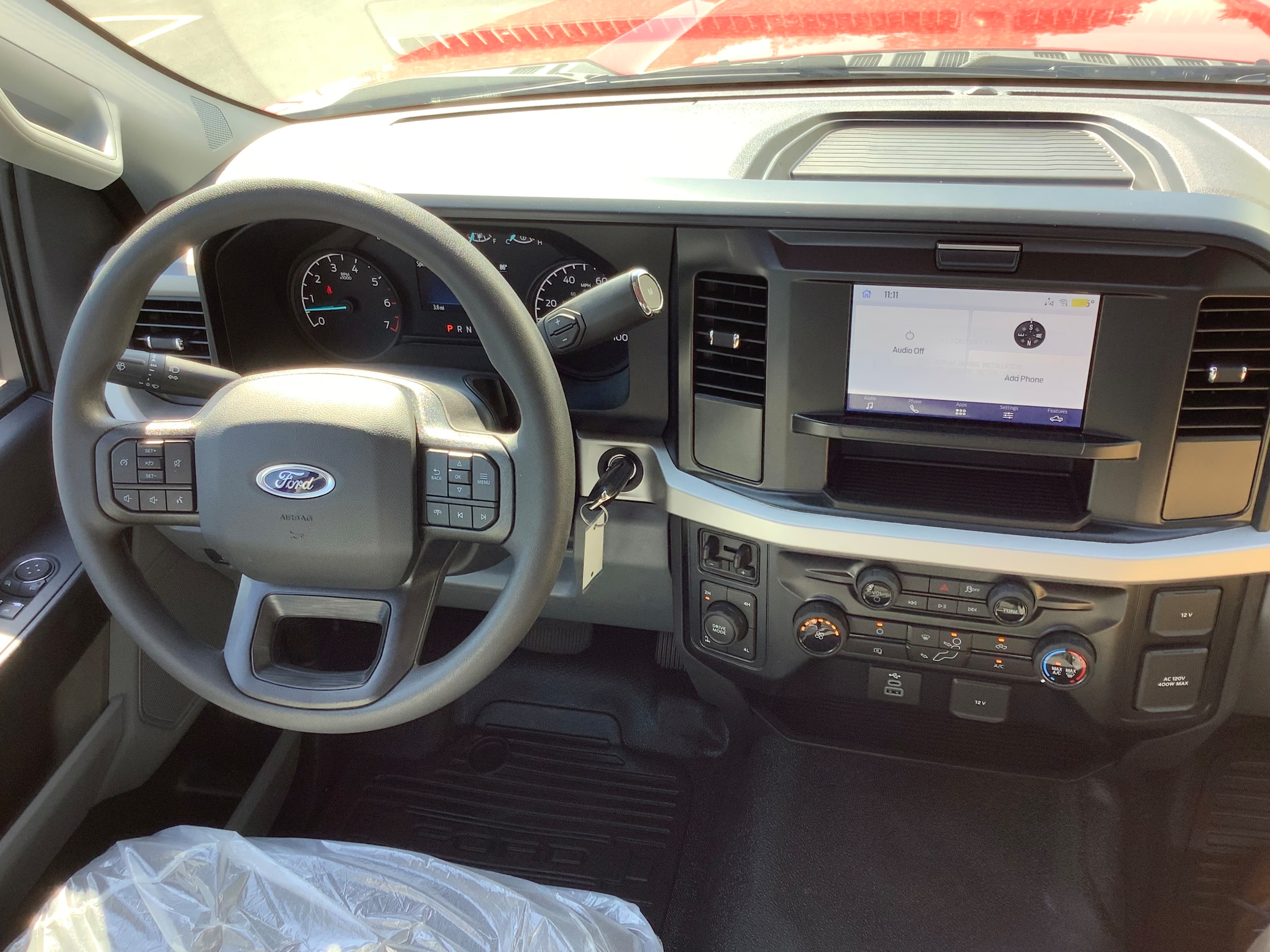 2026 Ford F-250 Super Duty XL - Photo 8