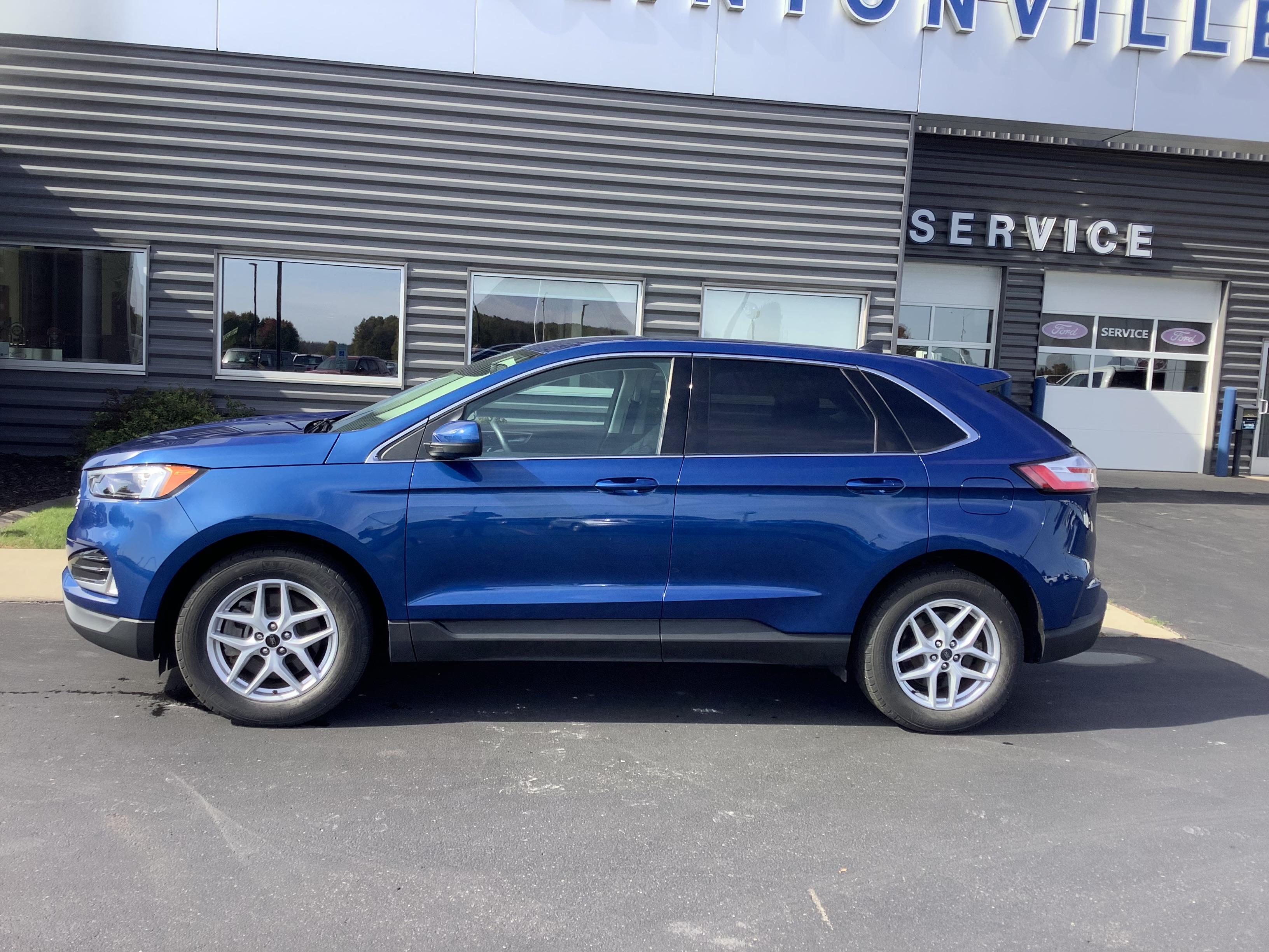 Used 2024 Ford Edge SEL SUV