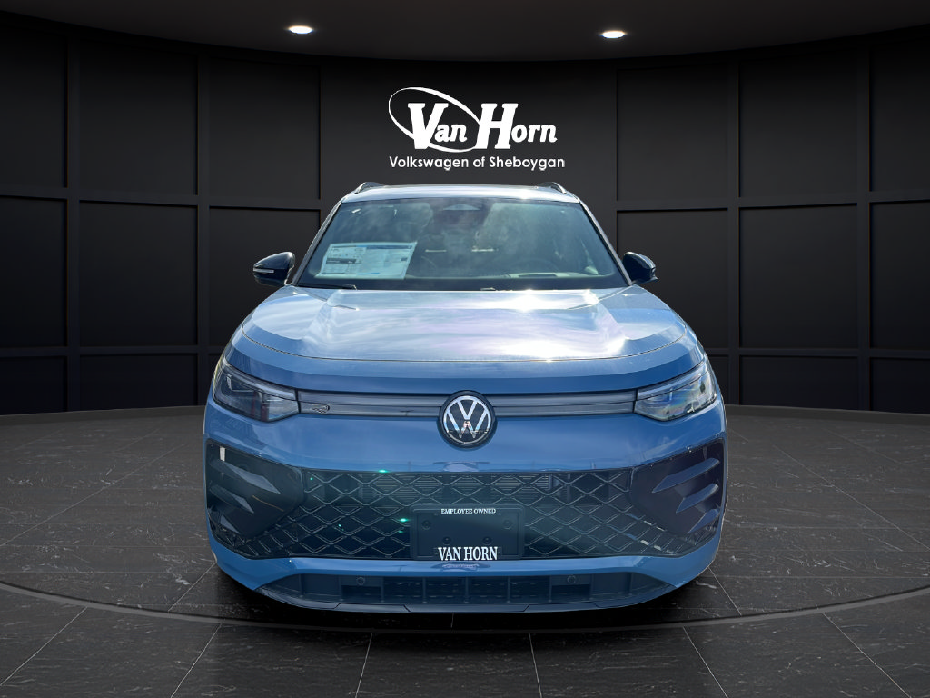 New 2026 Volkswagen Tiguan SE R-Line Black SUV