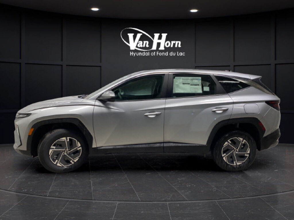 New 2026 Hyundai Tucson Hybrid Blue SE SUV
