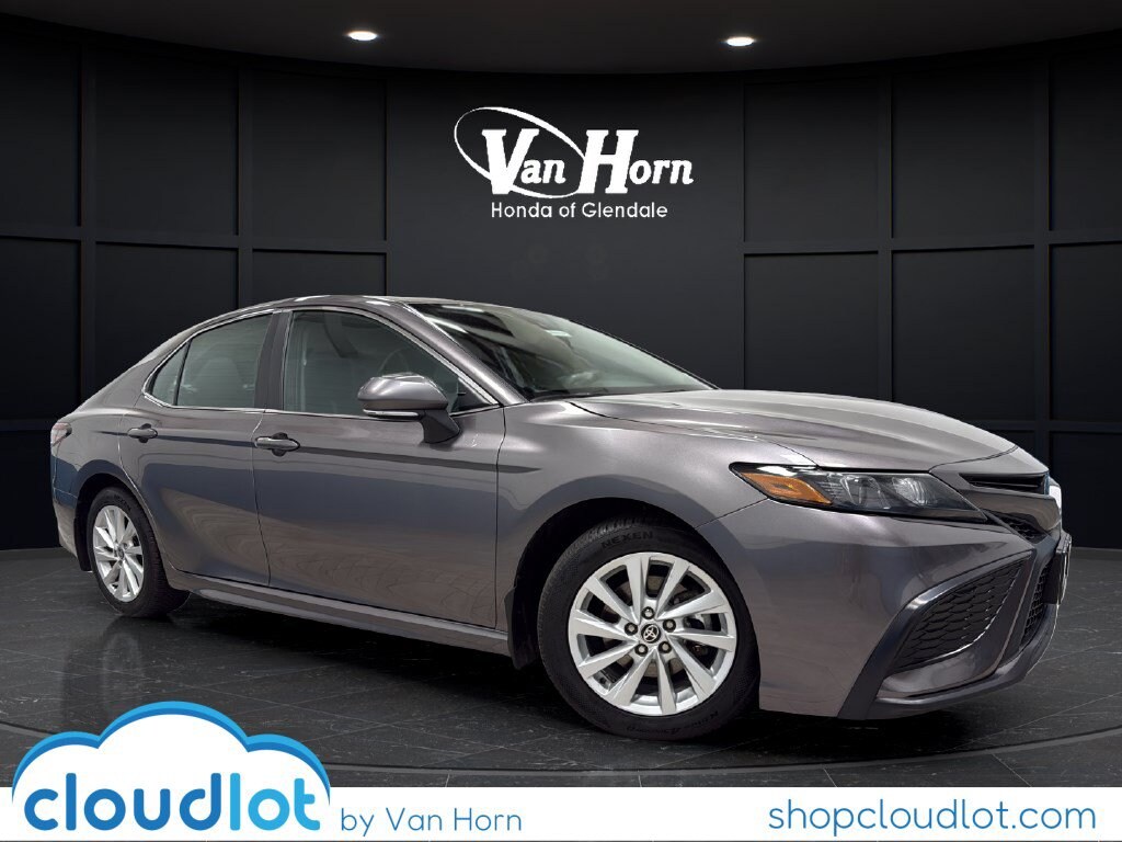 Used 2024 Toyota Camry SE Sedan