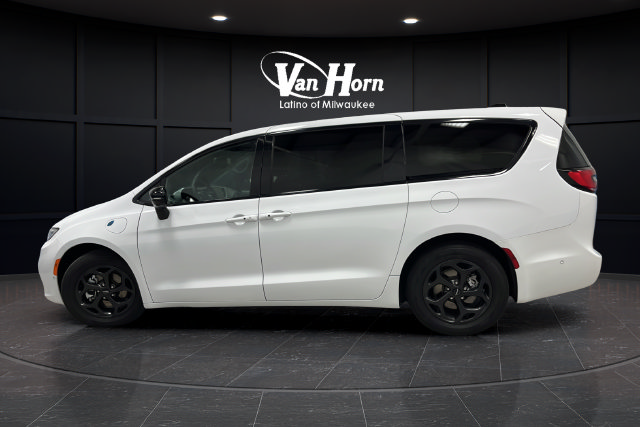 Used 2024 Chrysler Pacifica Hybrid S Appearance Pkg Van Passenger Van