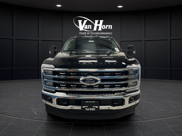 Used 2023 Ford Super Duty F-250 SRW LARIAT Truck Crew Cab