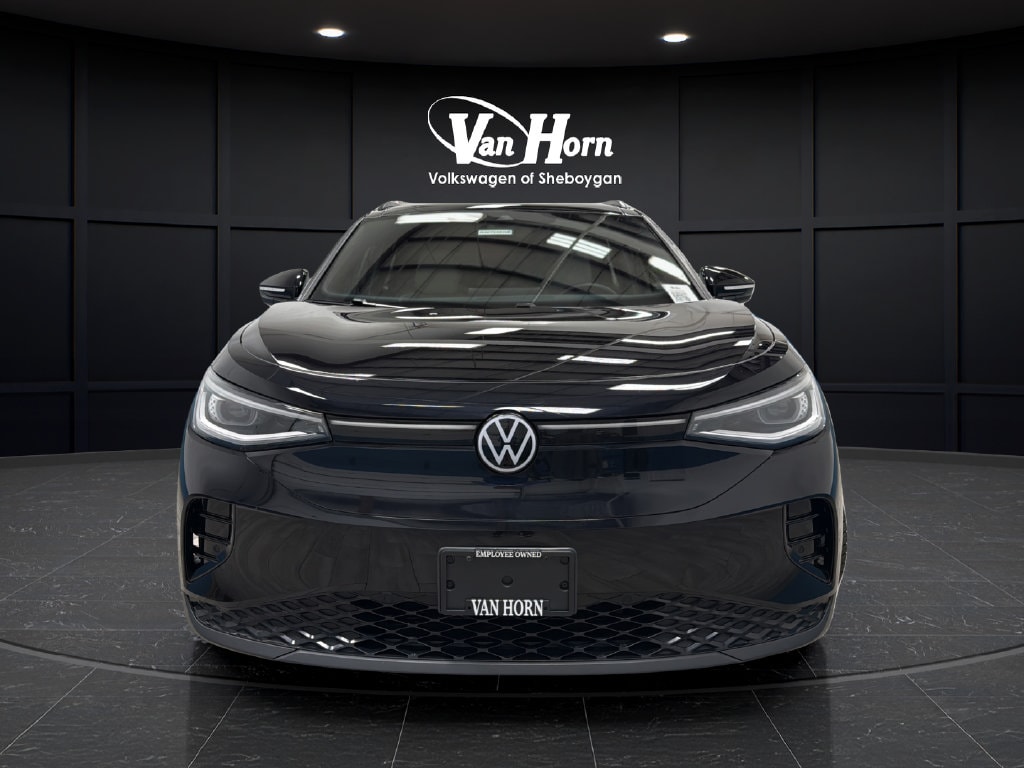 Used 2024 Volkswagen ID.4 PRO S with VIN 1V2WSPE80RC011151 for sale in Sheboygan, WI