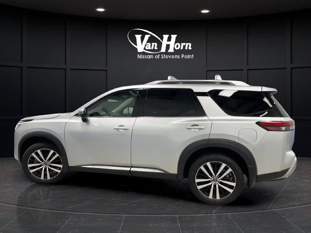 Used 2025 Nissan Pathfinder Platinum SUV