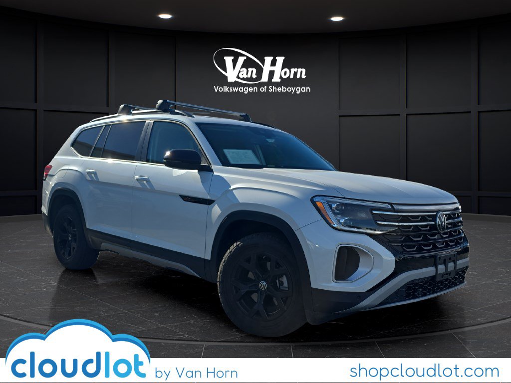 Used 2024 Volkswagen Atlas 2.0T Peak Edition SEL 2.0T Peak Edition SEL 4MOTION
