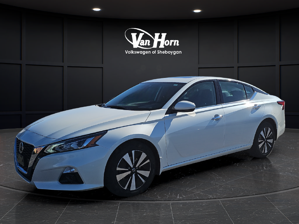 Used 2020 Nissan Altima 2.5 SV Sedan
