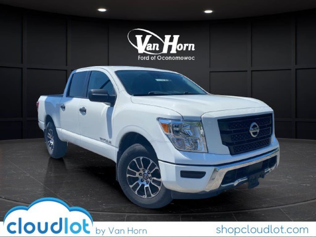 Used 2022 Nissan Titan SV Truck Crew Cab