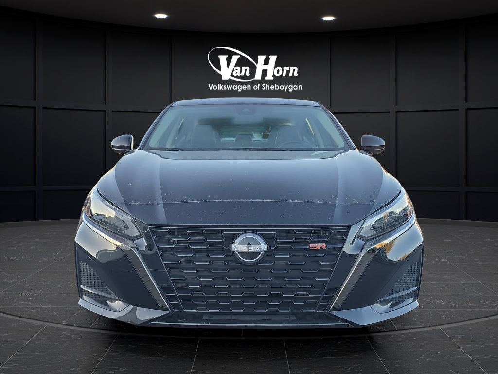 Used 2025 Nissan Altima SR Sedan