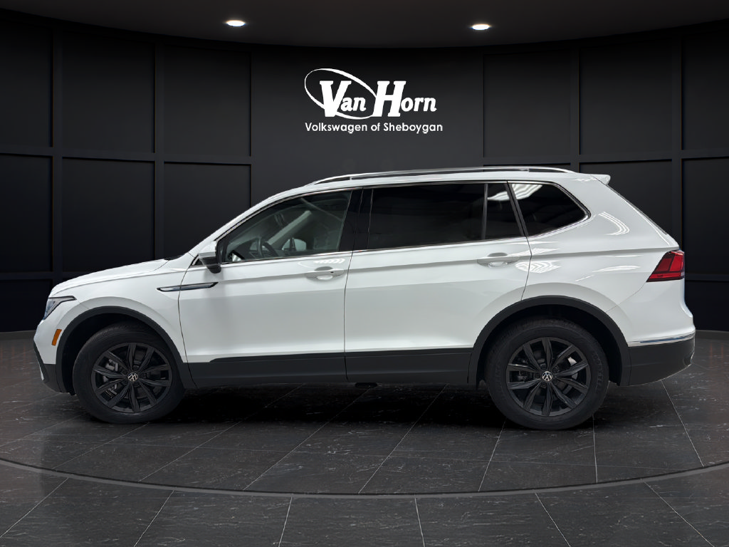 Used 2024 Volkswagen Tiguan SE SUV
