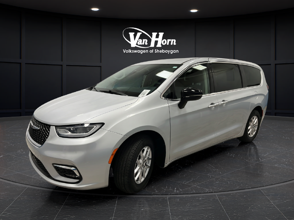 Used 2024 Chrysler Pacifica Touring L Van Passenger Van
