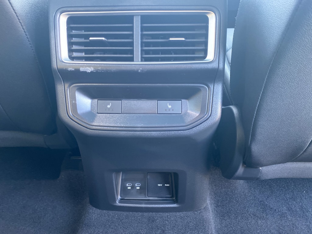 2026 Volkswagen Atlas Cross Sport SEL Premium R-LINE - Photo 34
