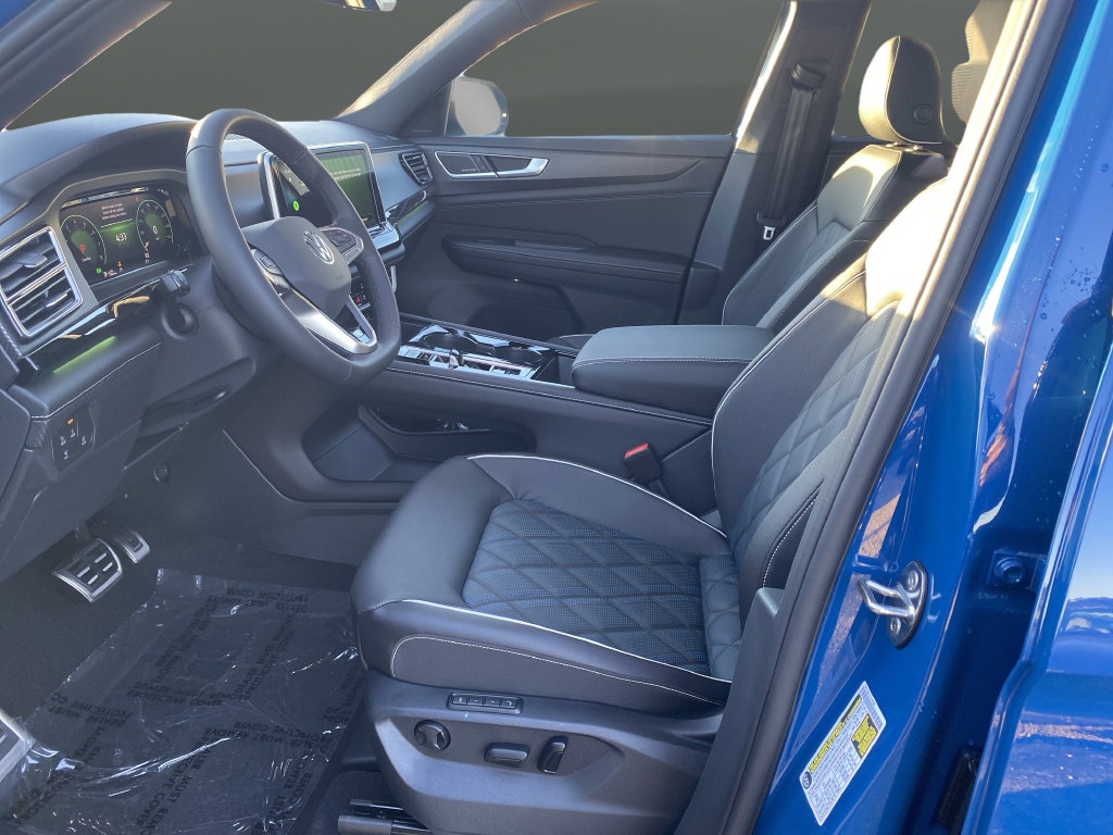 2026 Volkswagen Atlas Cross Sport SEL Premium R-LINE - Photo 4