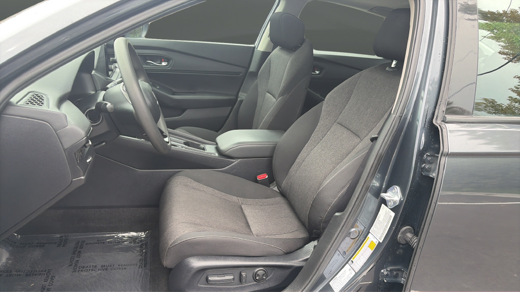 2024 Honda Accord EX - Photo 9