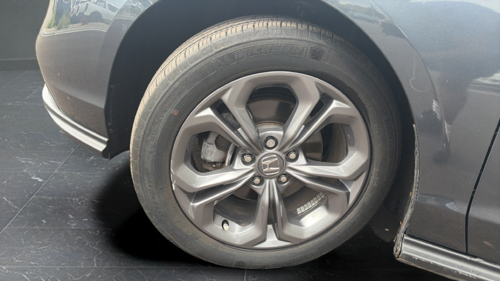 2024 Honda Accord EX - Photo 29