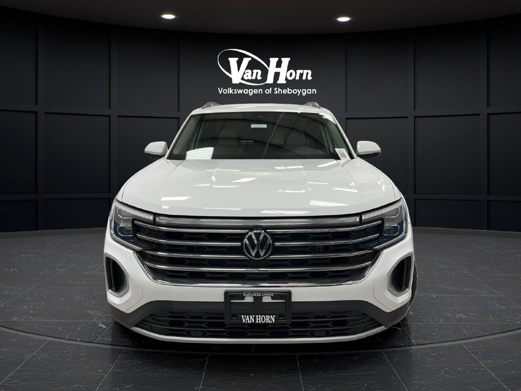 Used 2024 Volkswagen Atlas 2.0T SE w/Technology SUV