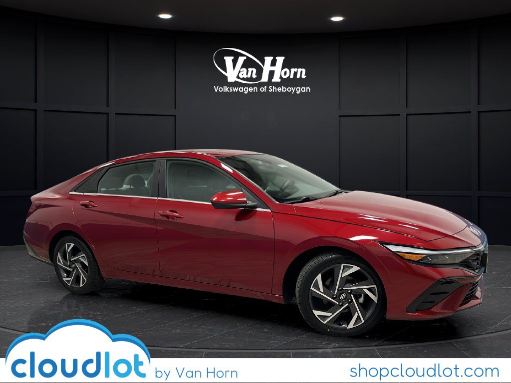 Used 2025 Hyundai Elantra SEL Convenience Sedan