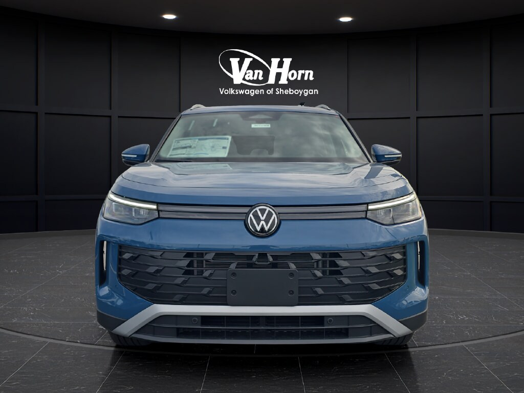 New 2026 Volkswagen Tiguan SE SUV