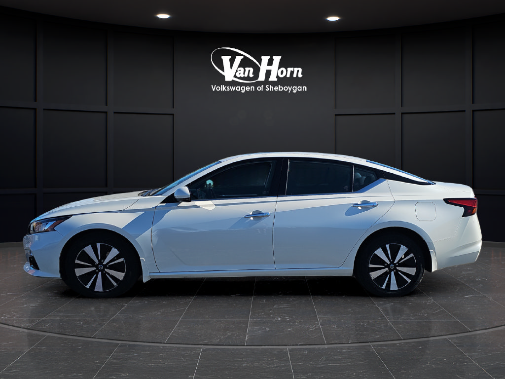 Used 2020 Nissan Altima 2.5 SV Sedan