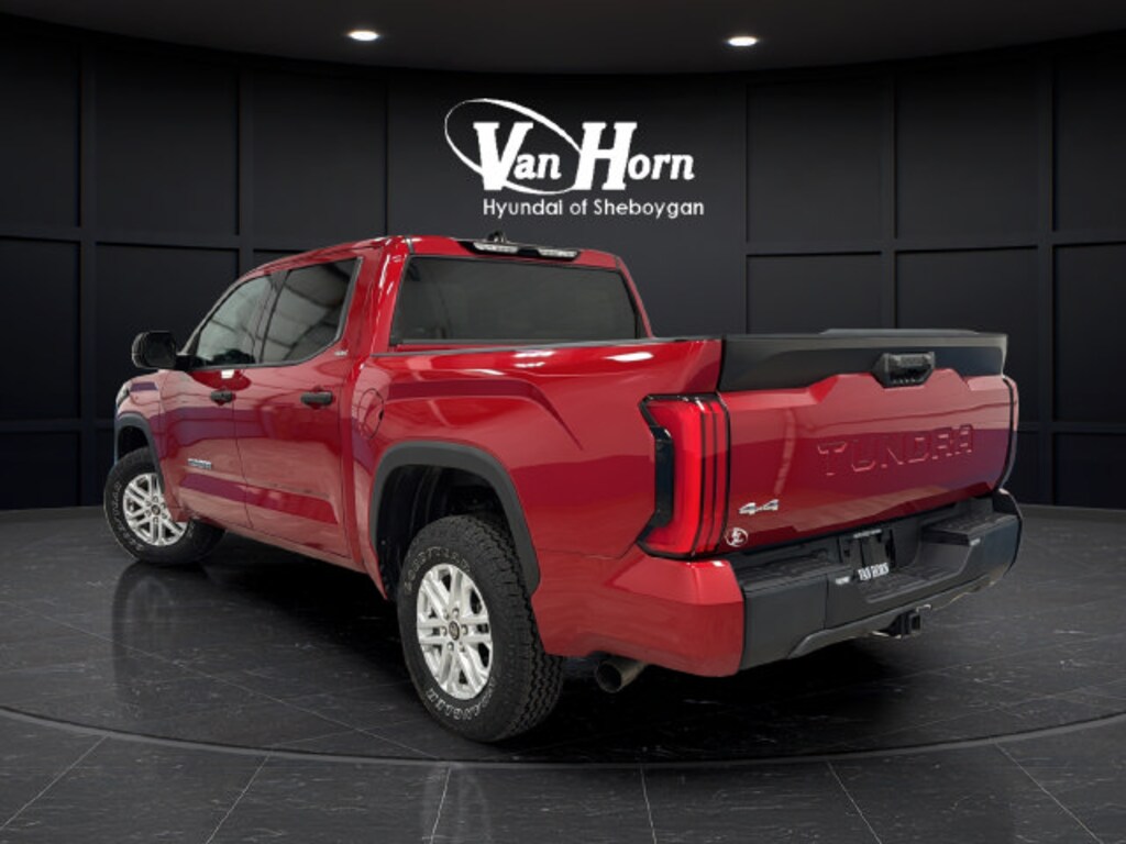 Used 2022 Toyota Tundra 4WD SR5 SR5 CrewMax 5.5 Bed