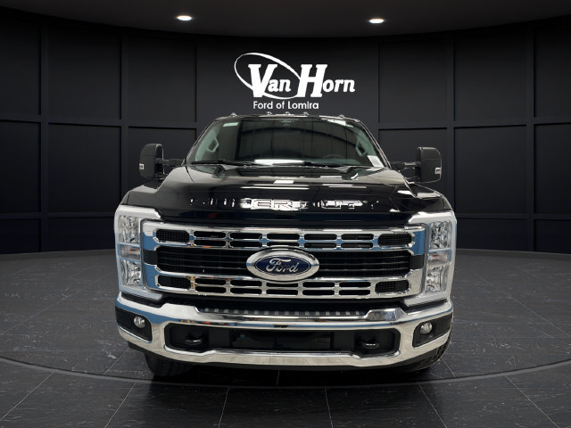 Used 2026 Ford Super Duty F-350 SRW XLT Truck Crew Cab