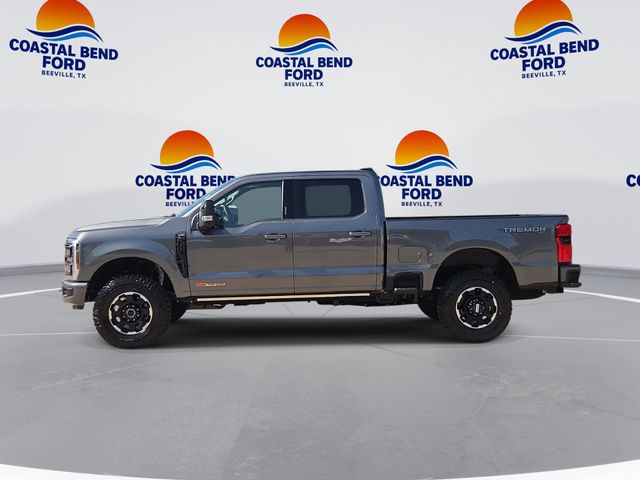 2026 Ford F-350 Super Duty Lariat