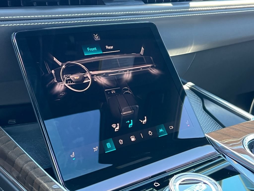2026 Cadillac Escalade Platinum Luxury - Photo 59